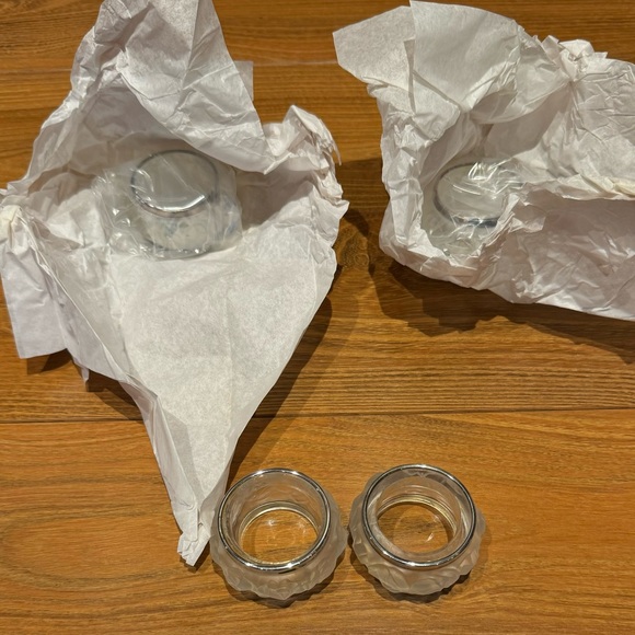 Silver & Crystal Frosted Rose Napkin Rings (4) - New, William Adams 70’s Vintage - Picture 6 of 6